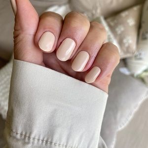 Latte Semi cured gel nail strips or UV stickers. Create easy damage free gel.